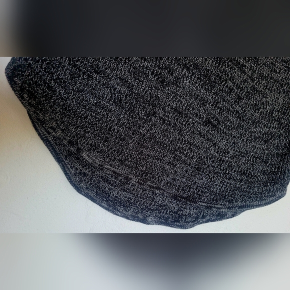 Express Women's 100%Cotton Knit Sweater Gray V-Neck Hi-Low Hem XS - Picture 6 of 11